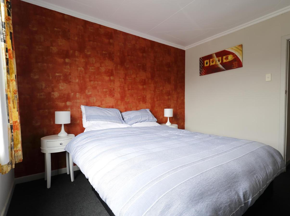 Mokonui Cottage - Te Anau Holiday Home Εξωτερικό φωτογραφία