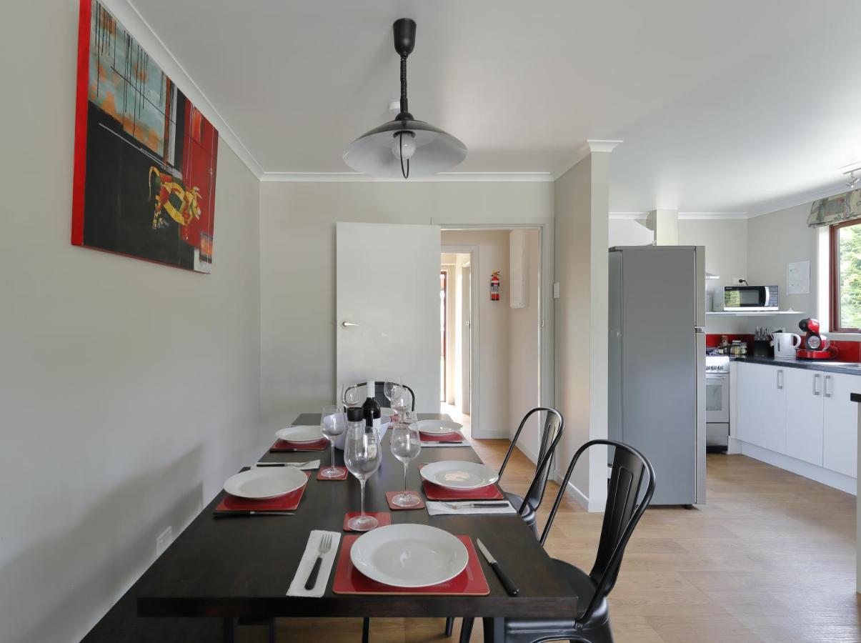 Mokonui Cottage - Te Anau Holiday Home Εξωτερικό φωτογραφία